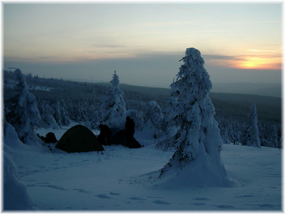 Zelten im Schnee, Harz